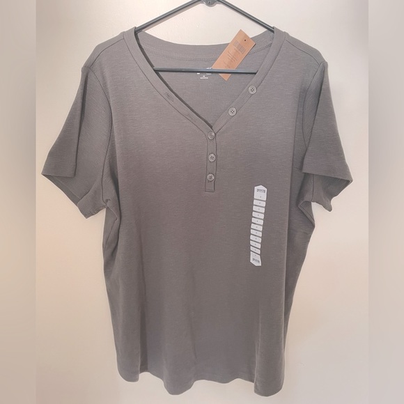NWT Woman’s Duluth Trading 1X short sleeve ribbed T-shirt with buttoned v-neck‎ - Picture 1 of 5